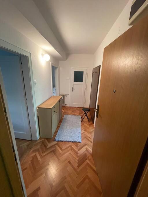 Apartment Spacious - & Peaceful *