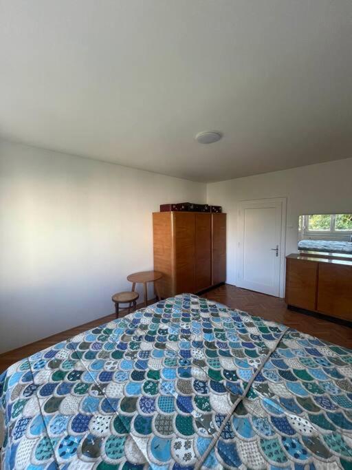 Apartment Spacious - & Peaceful *